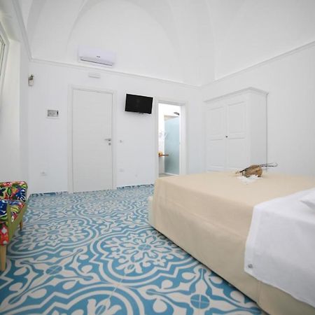 White Aurora Rooms بورتو سيساريو المظهر الخارجي الصورة